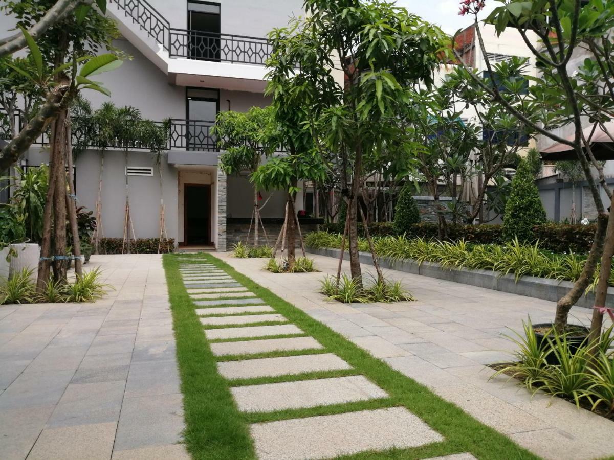 Holiday Hotel Battambang Exteriör bild